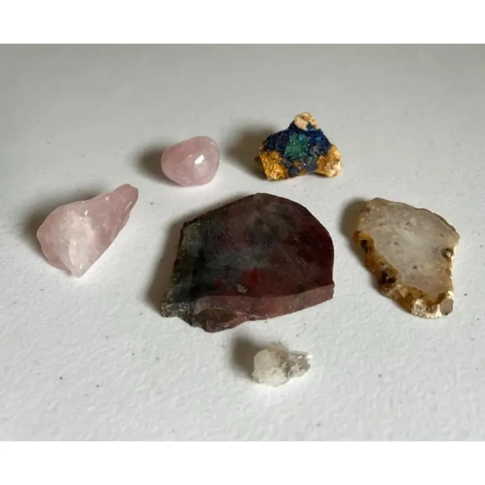 Mixed lot Crystal Mineral Collection Rose Quartz Azurite Malachite Quartz Geode